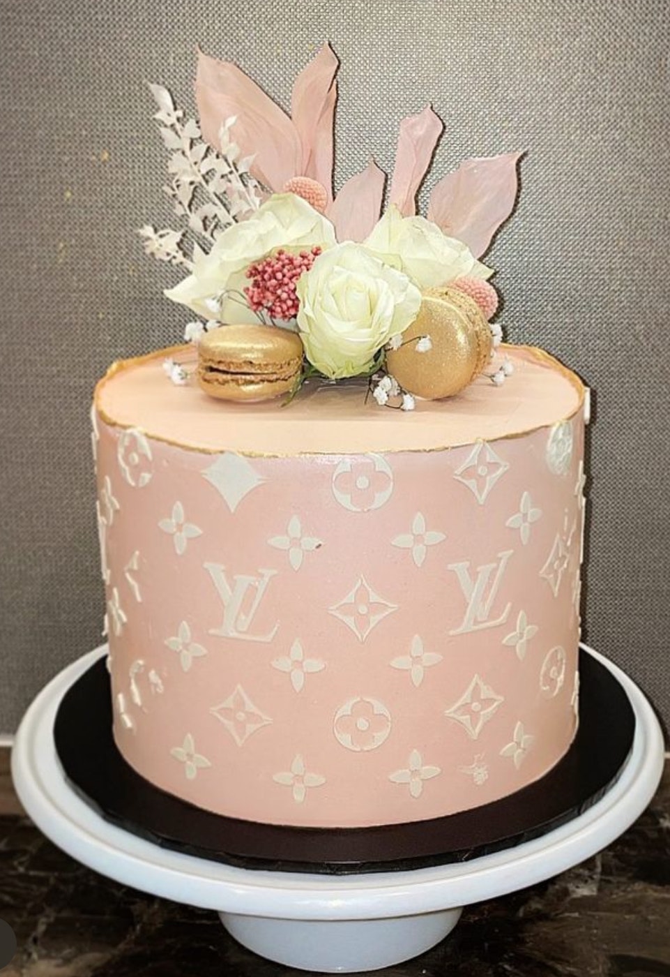 Louis Vuitton cake stencil